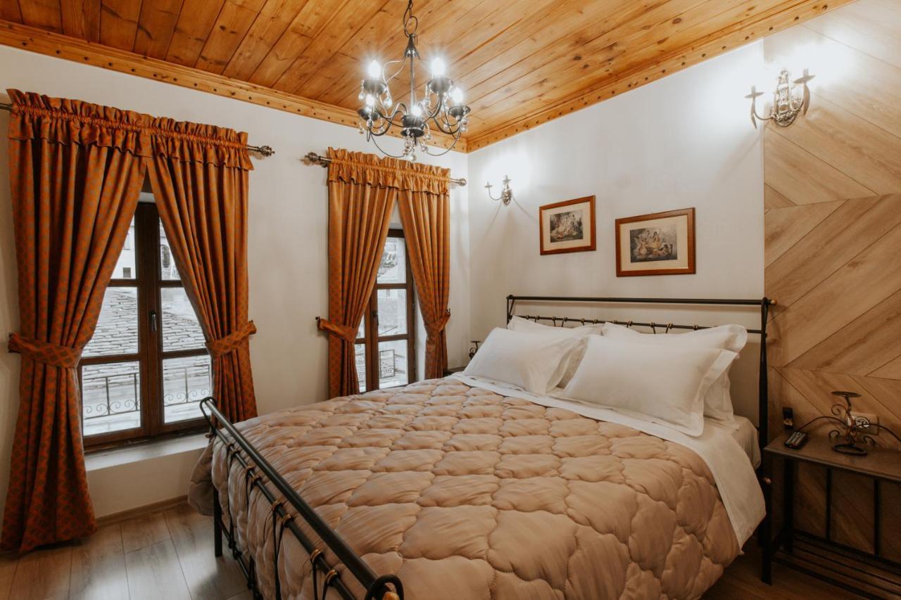 Gjirokastër Hotel Ss Kekezi מראה חיצוני תמונה