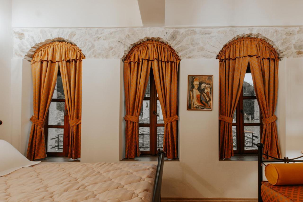 Gjirokastër Hotel Ss Kekezi מראה חיצוני תמונה