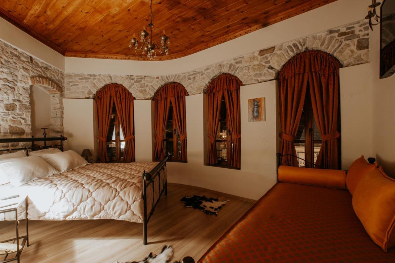 Gjirokastër Hotel Ss Kekezi מראה חיצוני תמונה