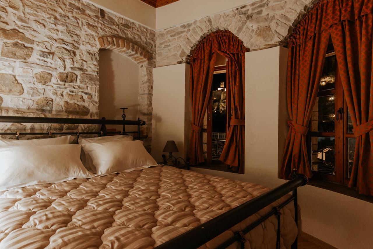 Gjirokastër Hotel Ss Kekezi מראה חיצוני תמונה