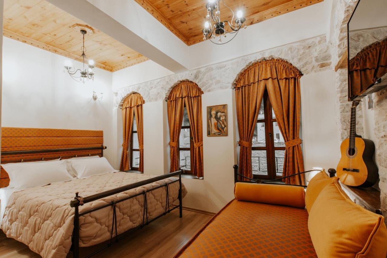 Gjirokastër Hotel Ss Kekezi מראה חיצוני תמונה