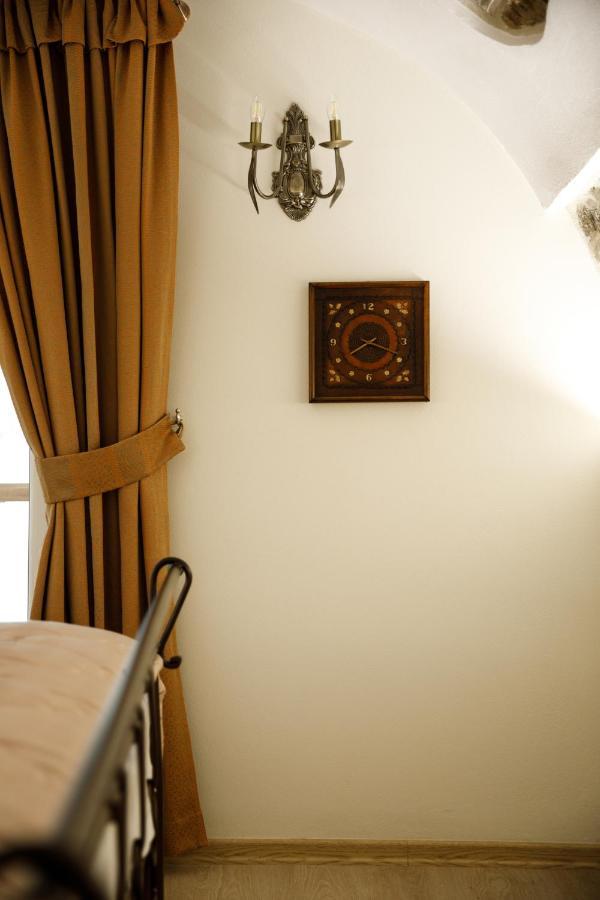 Gjirokastër Hotel Ss Kekezi מראה חיצוני תמונה