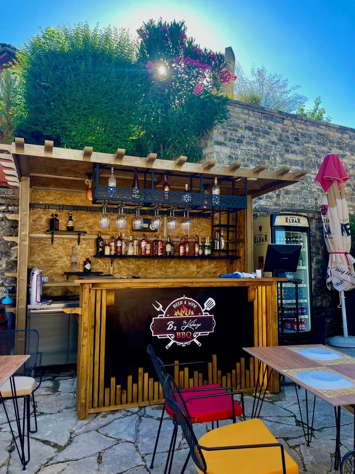 Gjirokastër Hotel Ss Kekezi מראה חיצוני תמונה